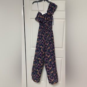 Design Lab Floral One-Shoulder Jumpsuit size S